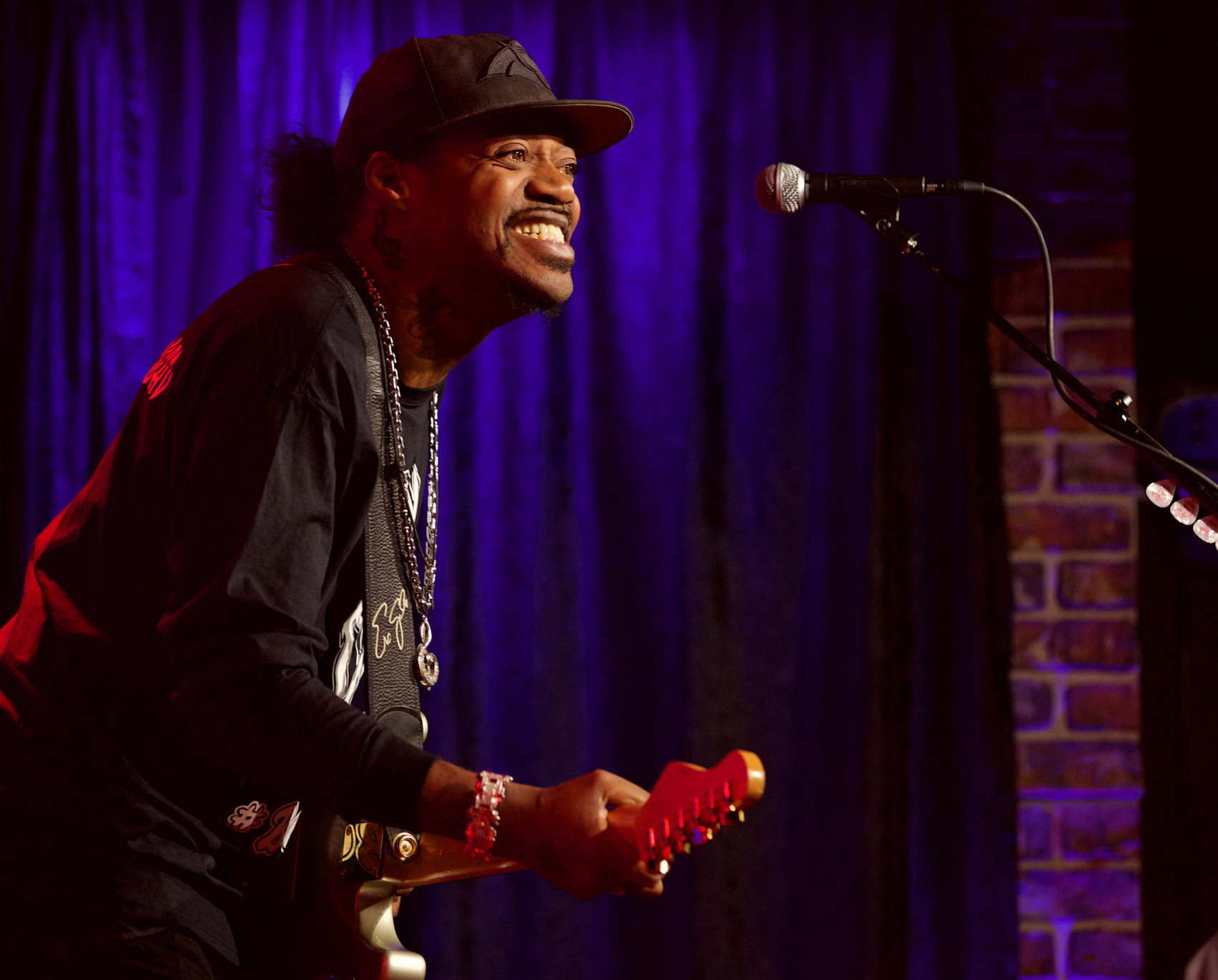Eric Gales
Eric Gales Band
Iridium
New York, NY
January 30, 2018

DerekBrad.com